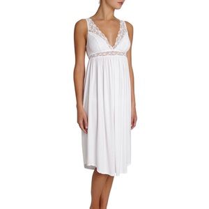 NWOT Eberjey Kiss The Bride Sophisticate Gown